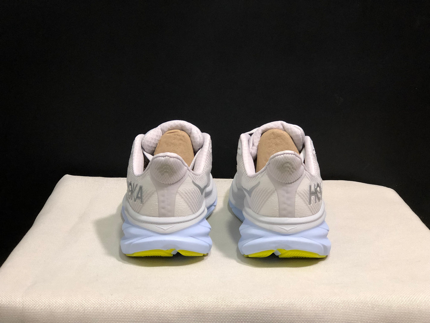 Hoka One One Clifton 9 Running Shoes Athletic Shoes Sneakers White