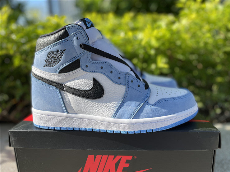 Nike Air Jordan 1 Retro High OG University Blue Sneakers