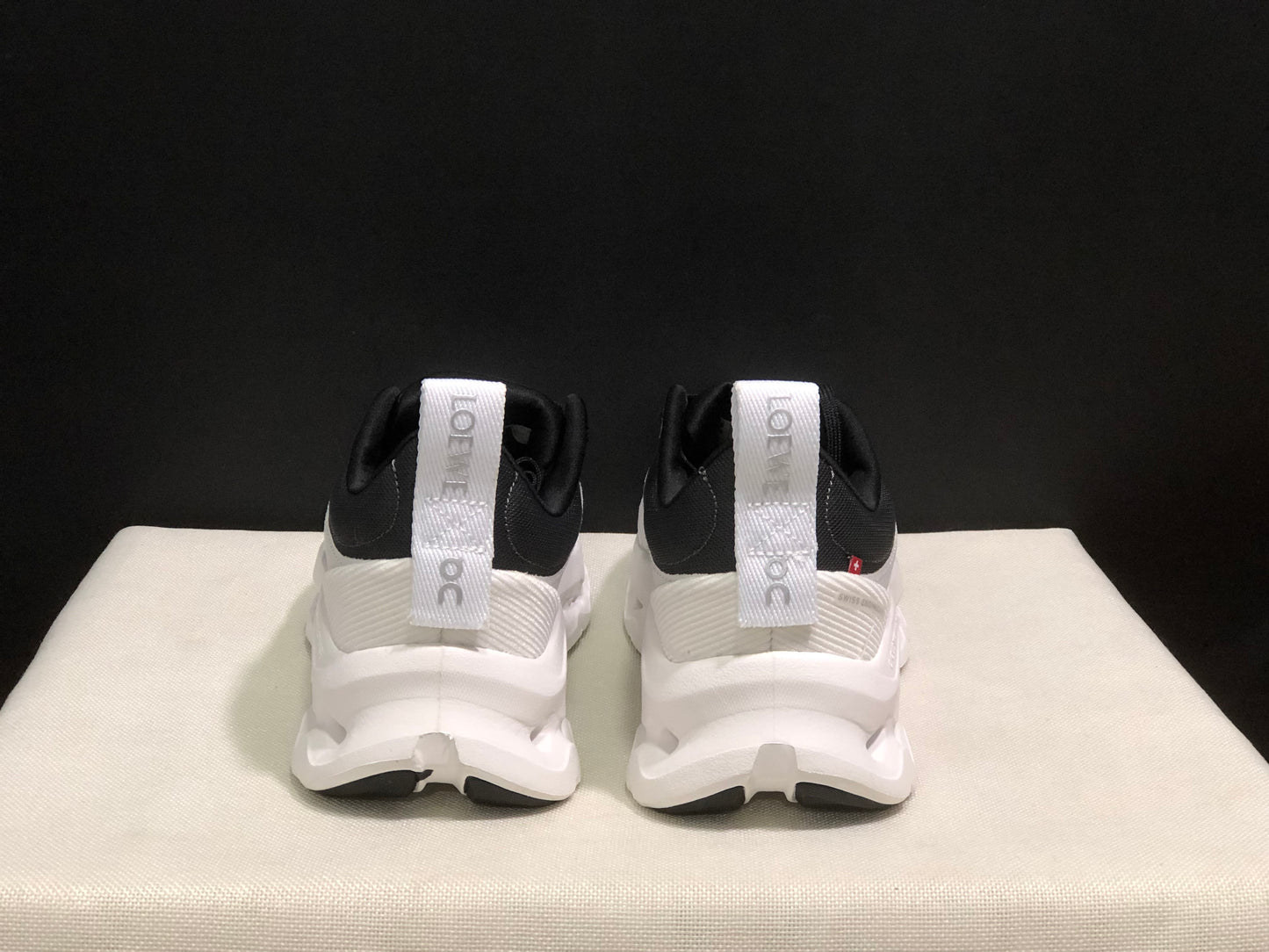LOEWE x On Running Cloudtilt 2.0 Casual Sports Shoes White/Black