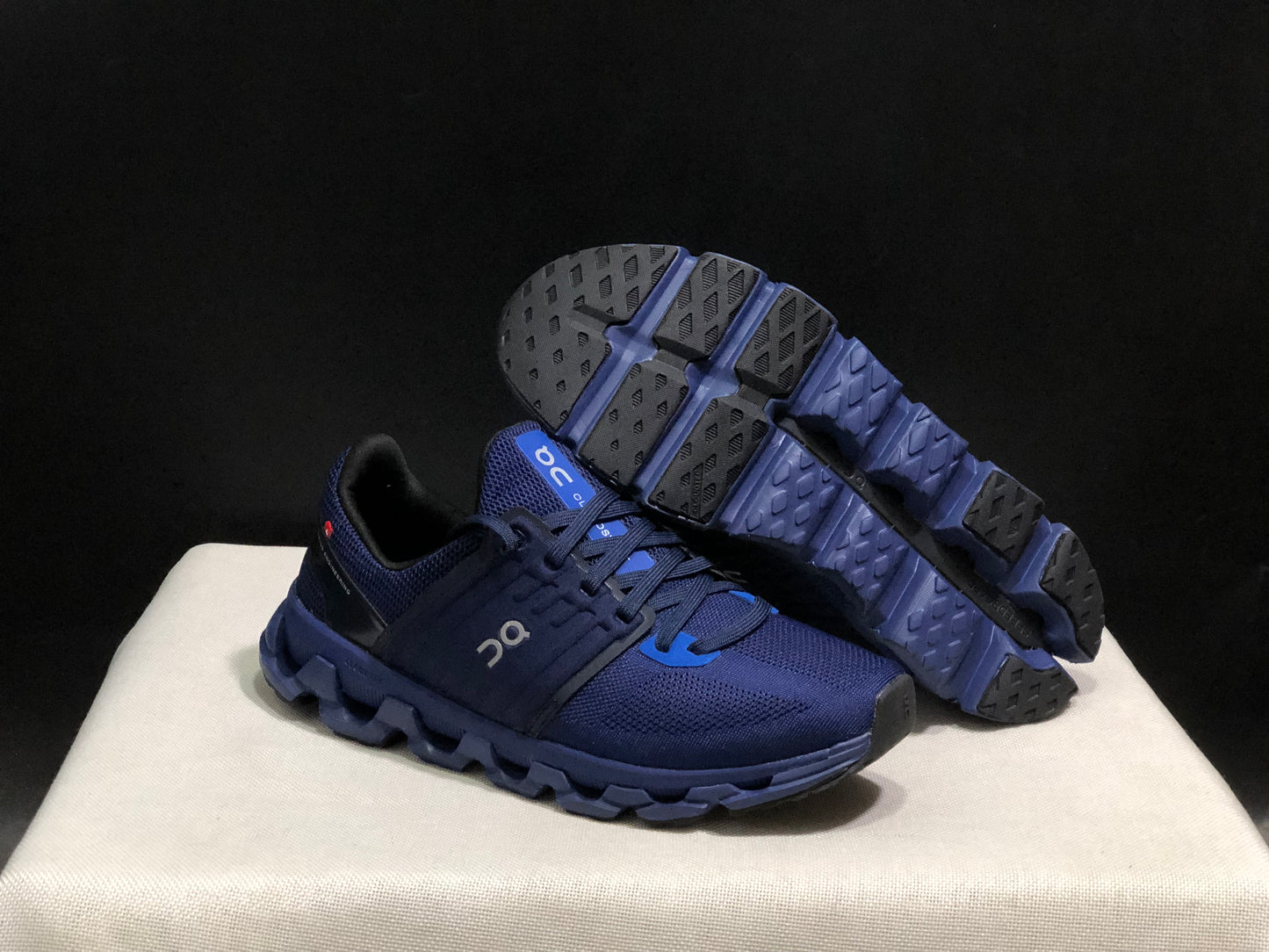 On Running Cloudswift 3 Trendy And Comfortable Running Shoes Navy