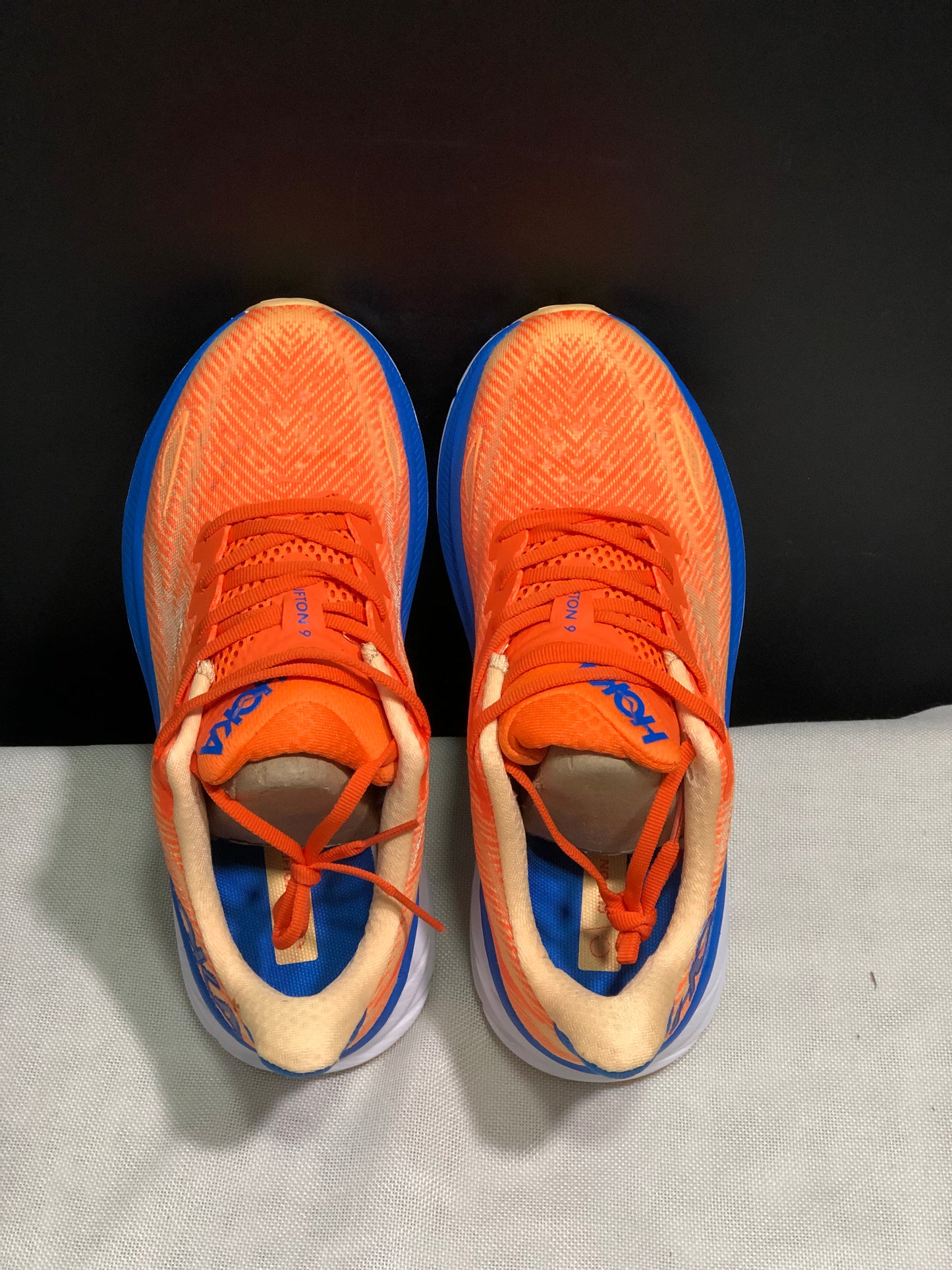 Hoka One One Clifton 9 Running Shoes Athletic Shoes Sneakers Orange