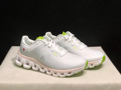 On Running Cloudflow 4 Shock-Absorbing And Wear-Resistant Running Shoes White/Sand