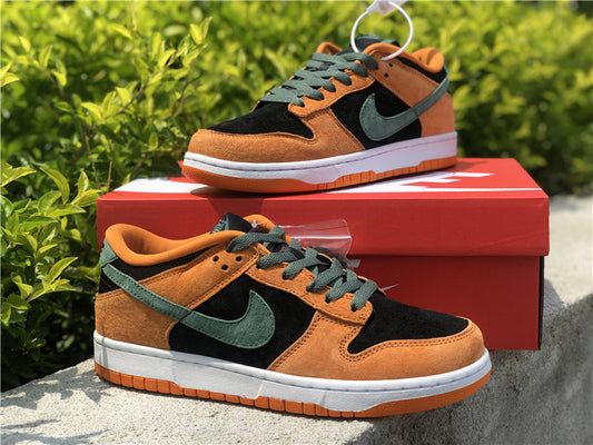 Nike Dunk SP Retro 2020 Low Ceramic Orange Sneakers