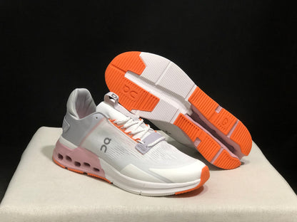 On Running Cloudnova Flux Comfortable Running Shoes White/Pink
