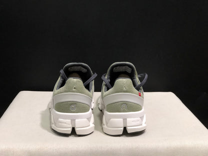 On Running Cloudswift 3 Trendy And Comfortable Running Shoes Leaf/Frost