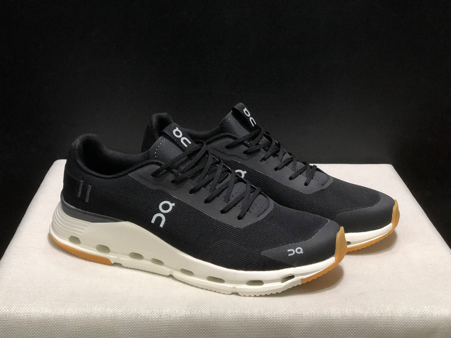 On Running Cloudnova Form 2 Fashionable Casual Running Shoes Black/Ivory