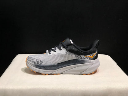 Hoka One One Challenger 7 Shock-absorbing Breathable Running Shoes Sneakers White