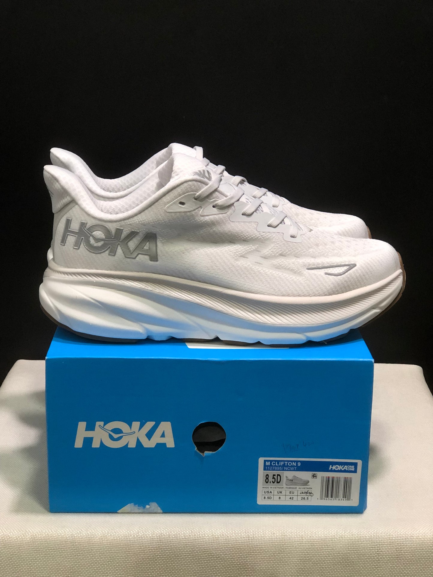 Hoka One One Clifton 9 Running Shoes White Athletic Shoes Sneakers
