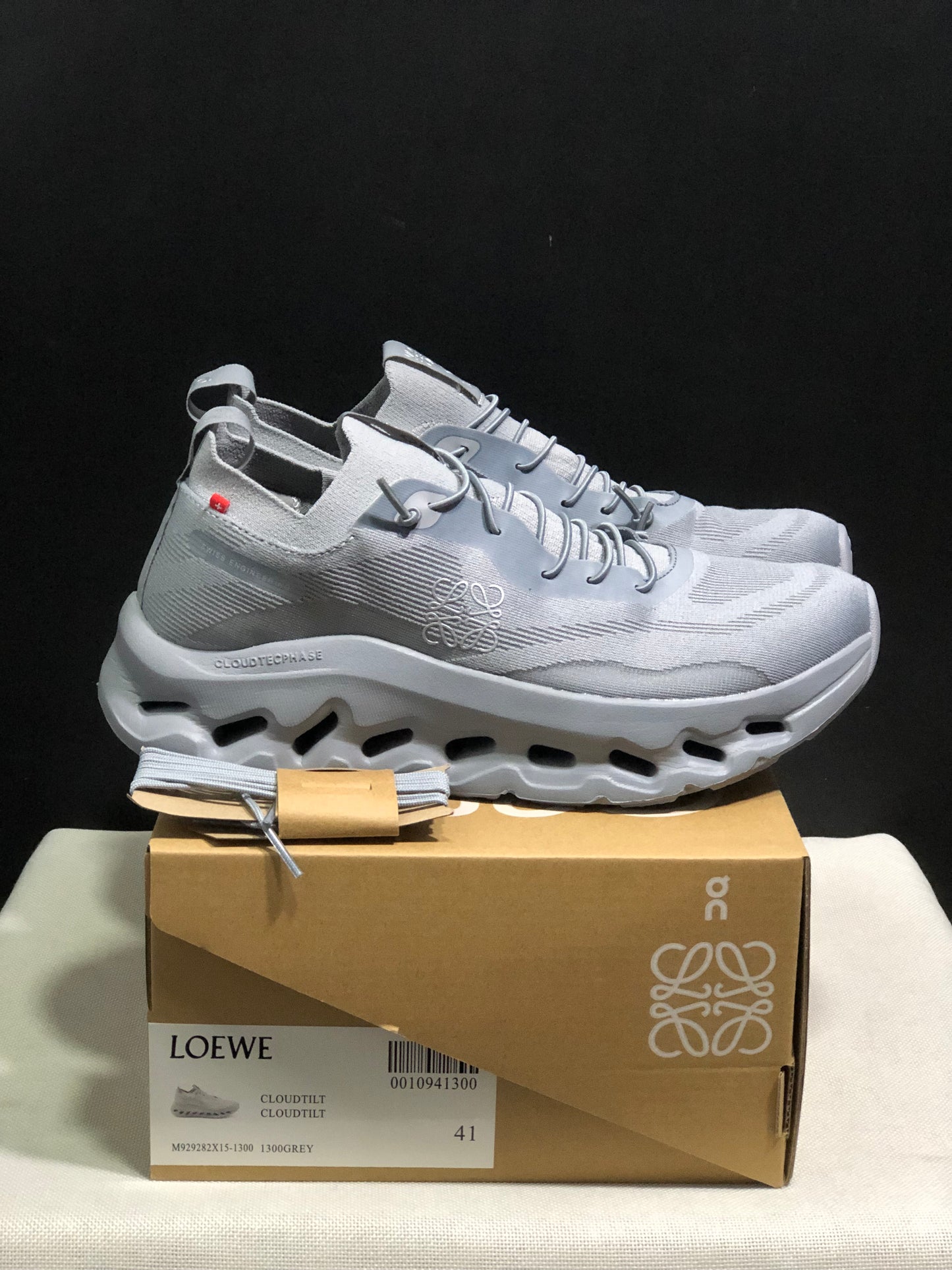 LOEWE x On Running Cloudtilt Running Shoes Co-Signed Edition Grey