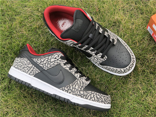 Nike Supreme Dunk Pro SB Low Black Sneakers