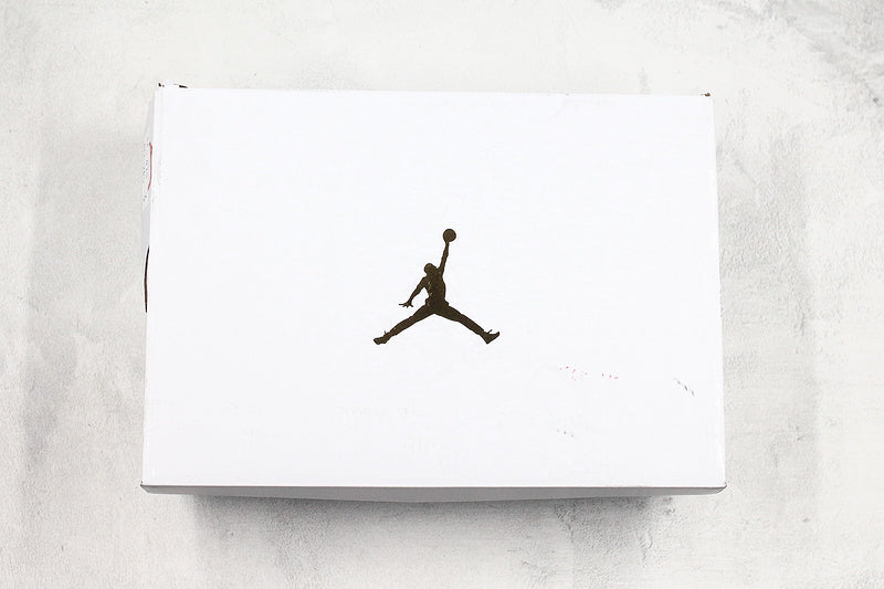 Nike Air Jordan 1 Retro High Navy Sneakers