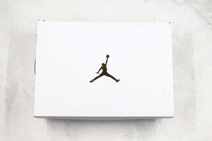 Nike Air Jordan 1 Retro High Navy Sneakers