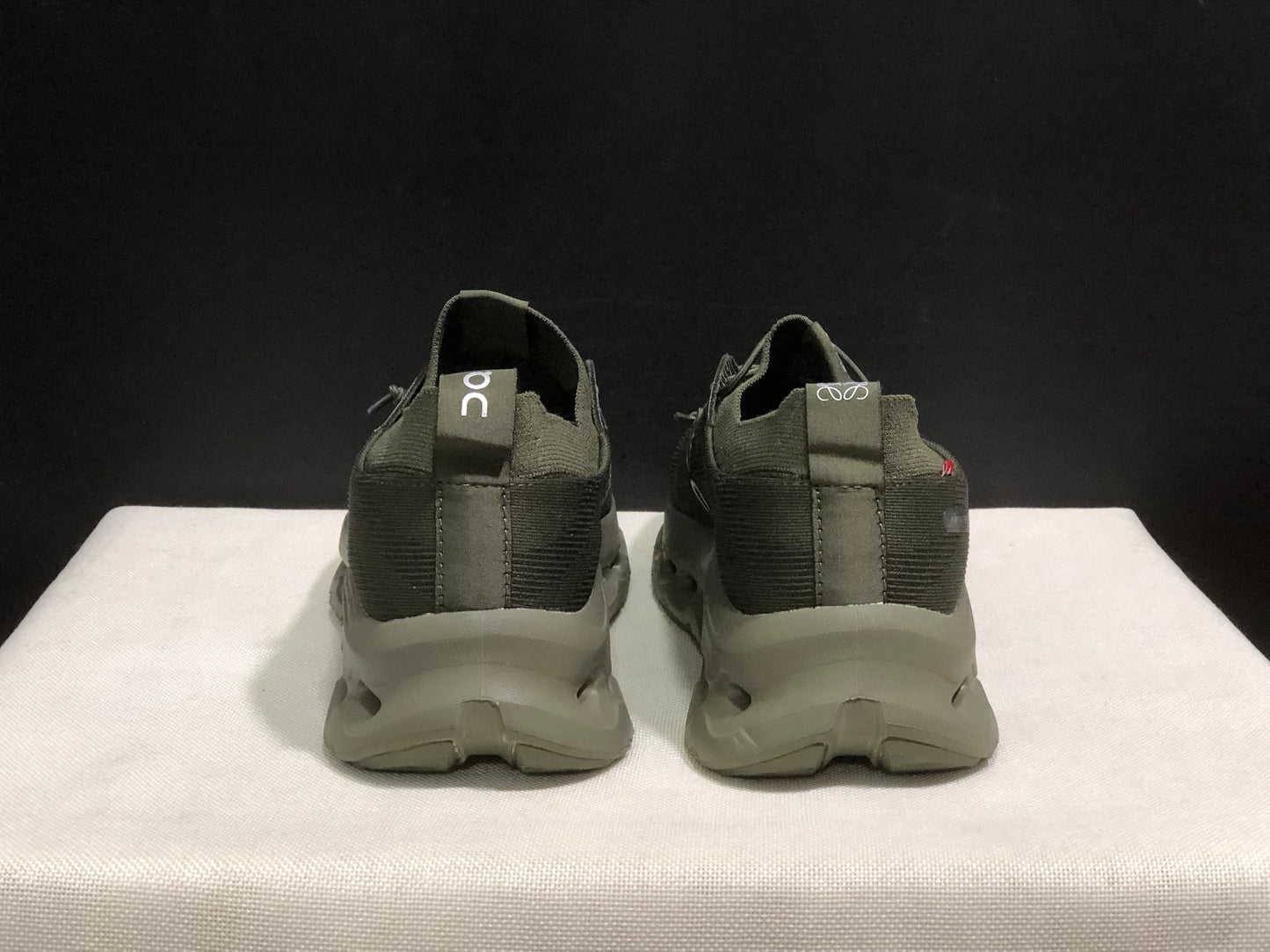 LOEWE x On Running Cloudtilt Running Shoes Co-Signed Edition Army Green