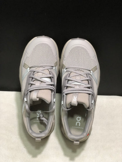 On Running Cloudhorizon Comfortable Hiking Shoes White/Light Brown