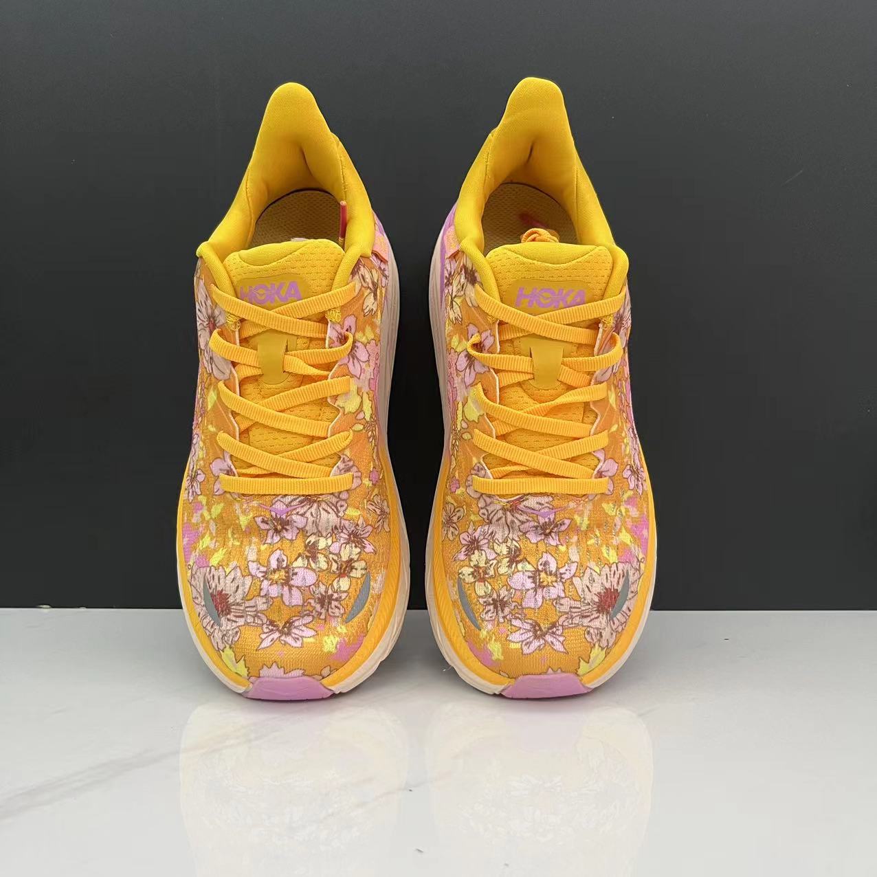 Hoka One One Clifton 8 Fashion Shoes Shock-absorbing Sneakers Yellow