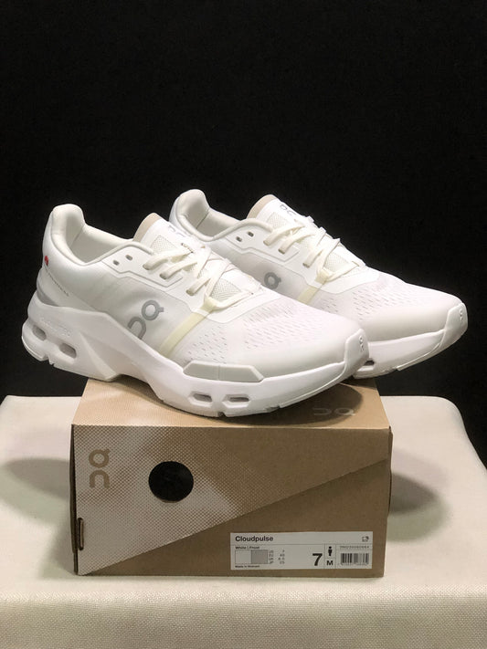 On Running Cloudpulse Comfortable Running Shoes White