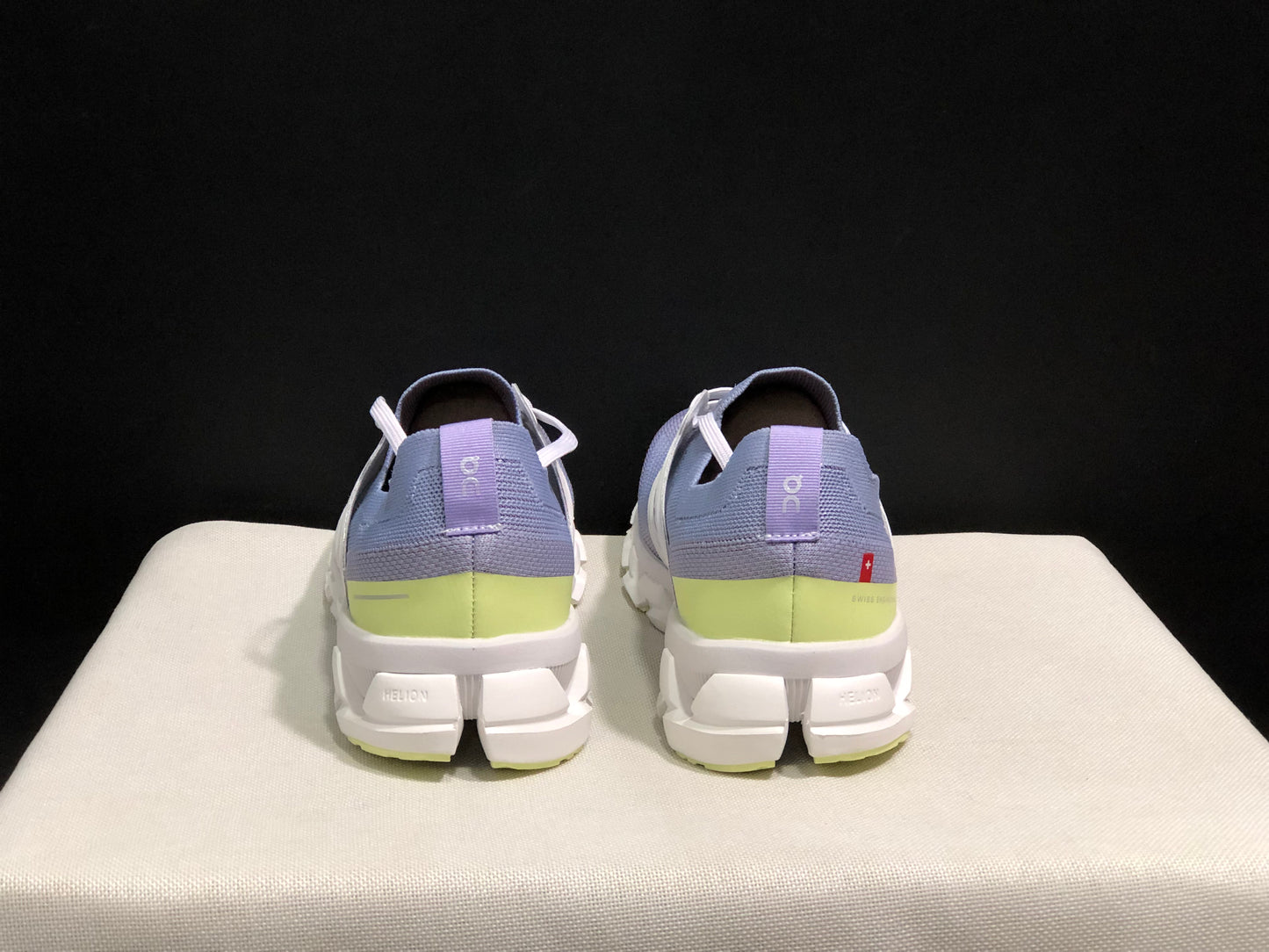 On Running Cloudswift 3 Trendy And Comfortable Running Shoes Light Purple/Hay