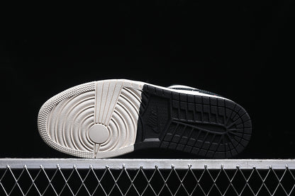 Nike Air Jordan 1 Low Supreme White Black Sneakers
