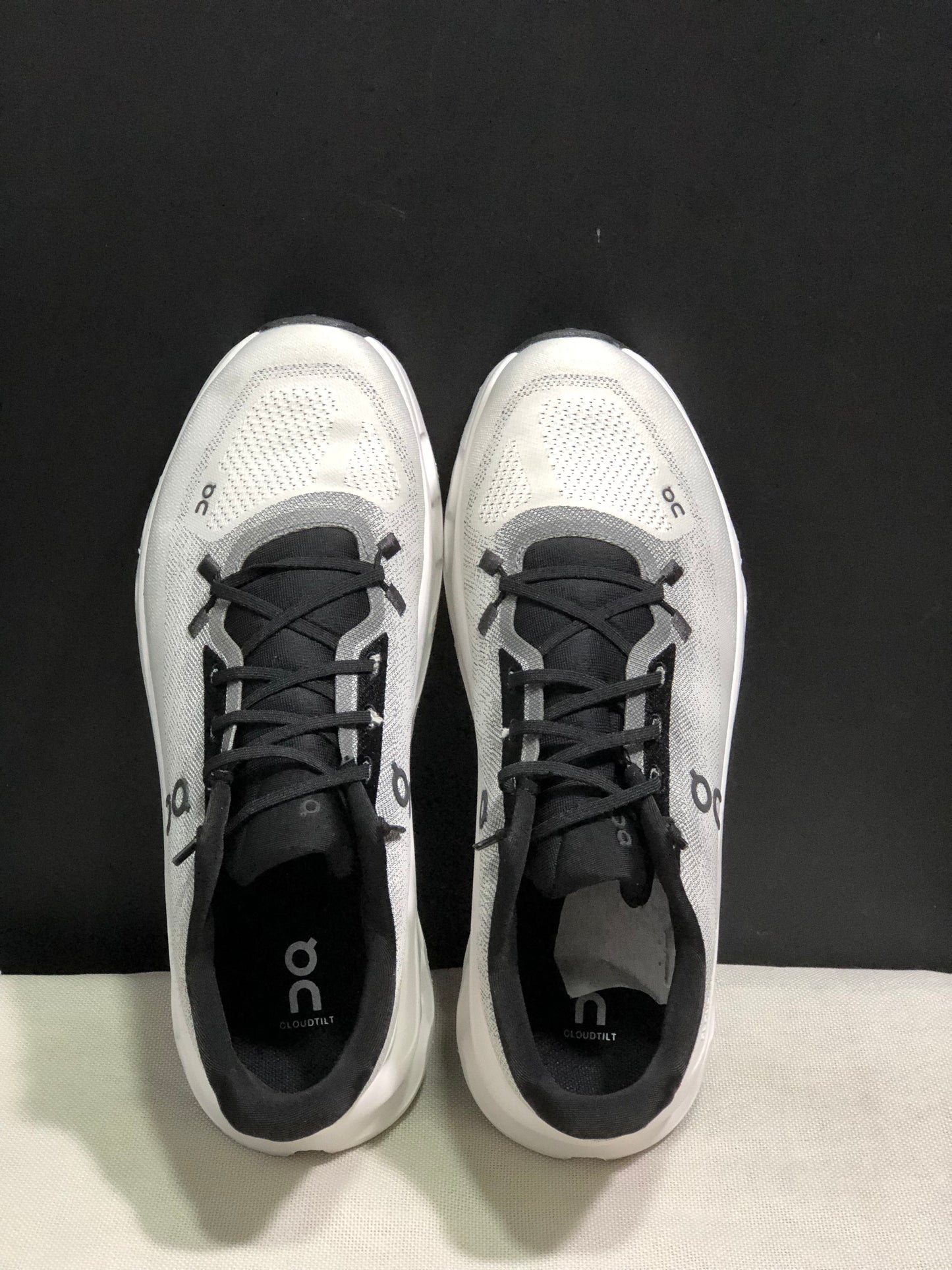 On Running Cloudtilt Durable Casual Life Shoes Black/Ivory