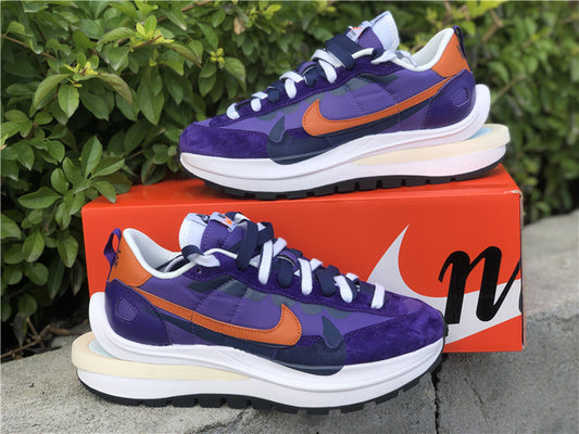 Nike Vaporwaffle Sacai Dark Iris OG Retro Purple Sneakers