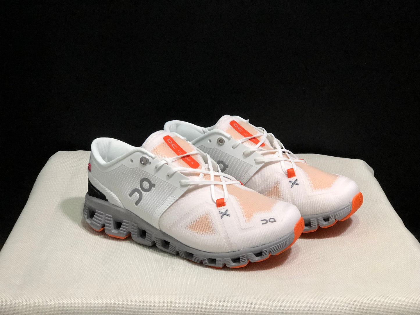 On Running Cloud X3 Shift Multi-Functional Running Shoes Ivory/Orange