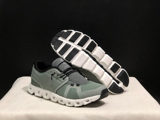 On Running Cloud 5 Lightweight Running Shoes Glacial Ash