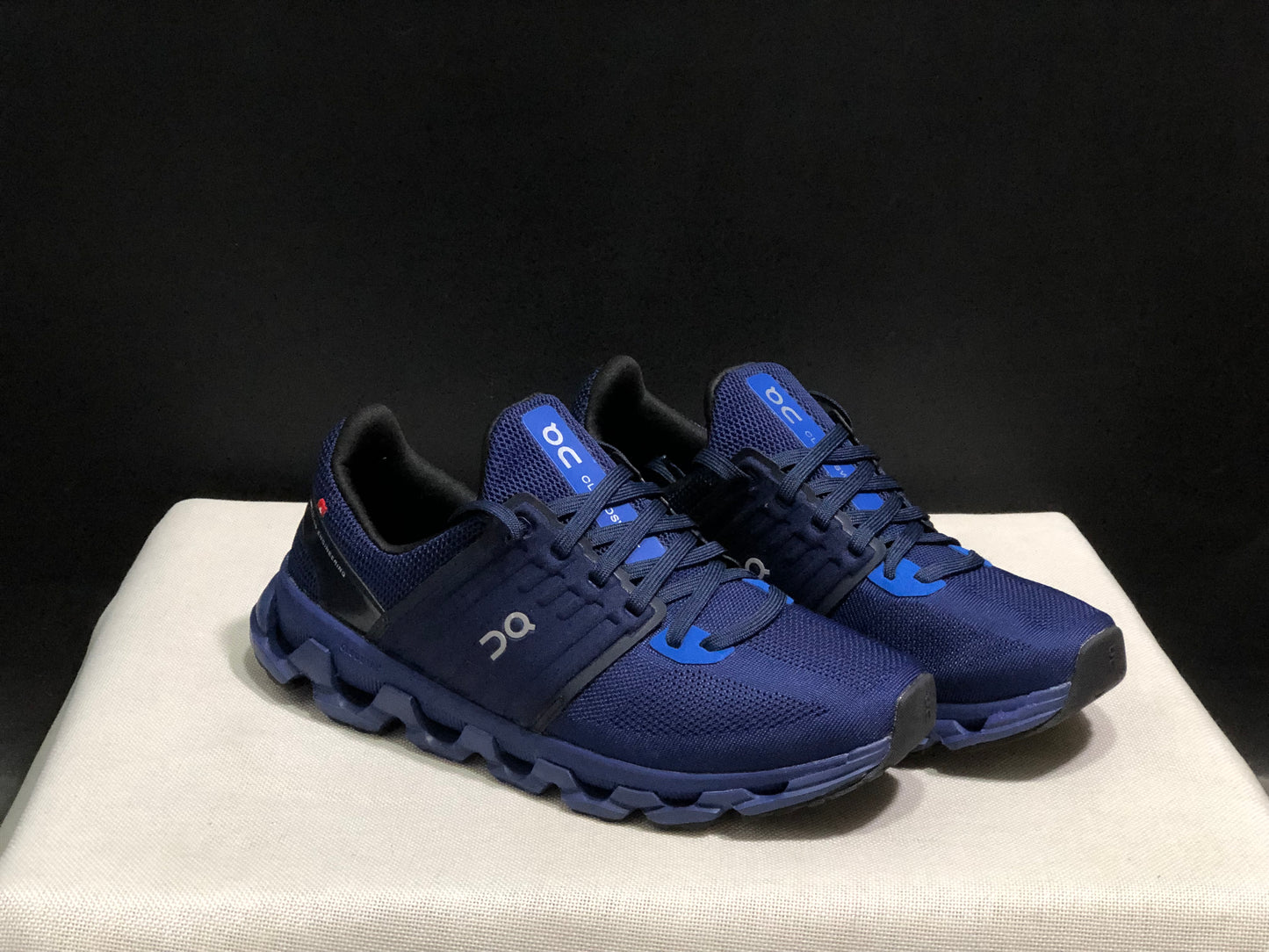 On Running Cloudswift 3 Trendy And Comfortable Running Shoes Navy