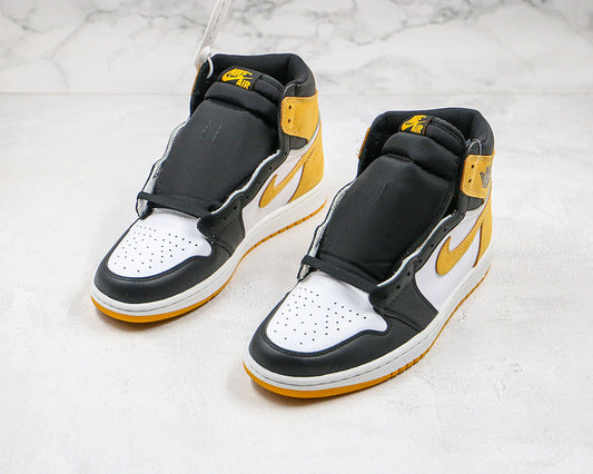 Nike Air Jordan 1 Retro High OG Yellow Ochre Sneakers