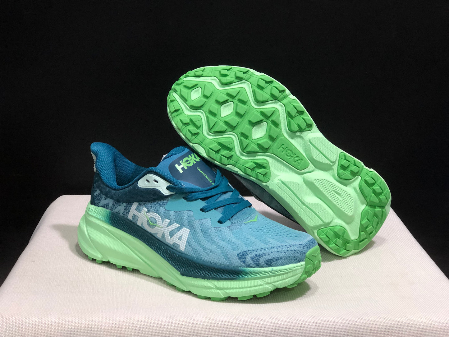 Hoka One One Challenger 7 Shock-absorbing Breathable Running Shoes Sneakers Turquoise