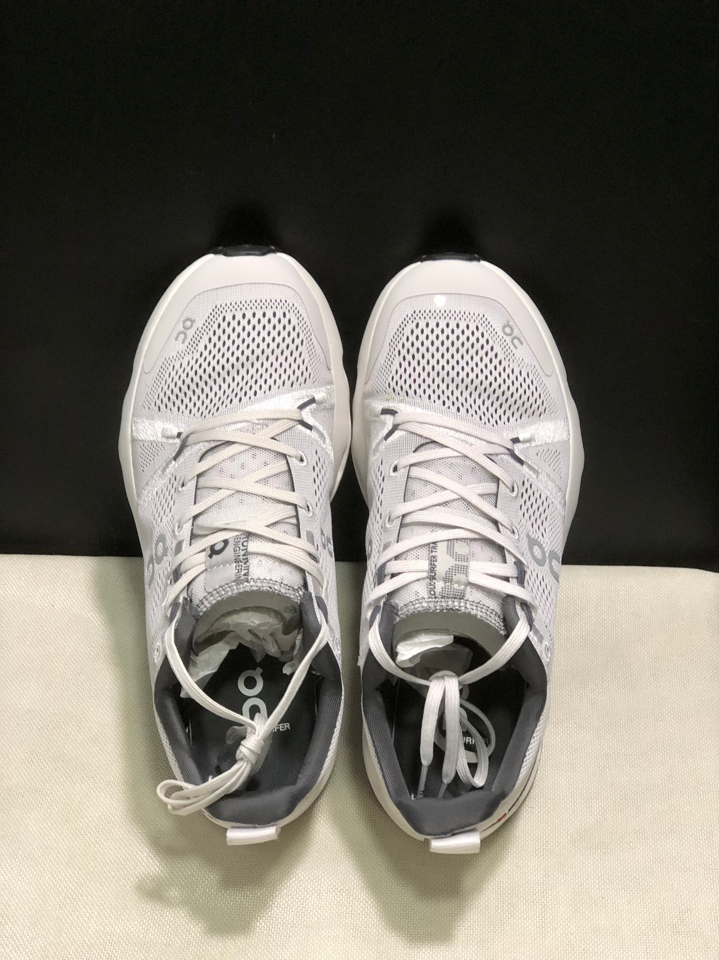 On Running Cloudsurfer Trail Waterproof Comfortable And Breathable Running Shoes Light Grey