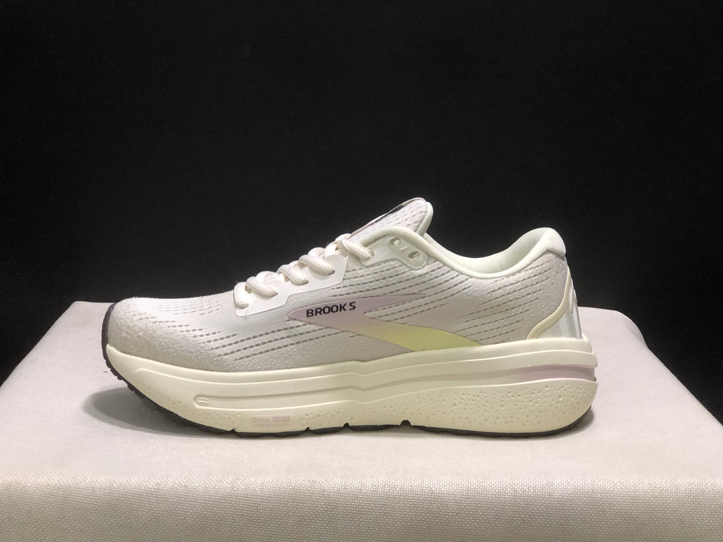 Brooks Ghost Max 2 Breathable Low-top Running Shoes Lavender Purple
