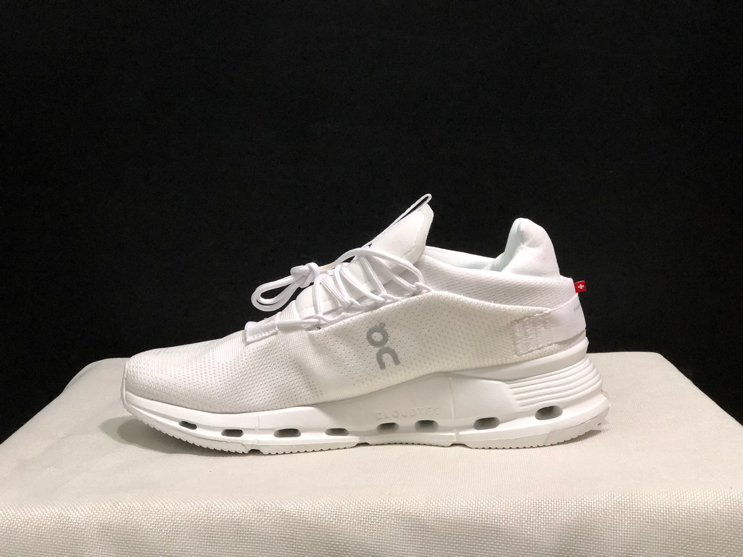 On Running Cloudnova Lightweight Sports Casual Shoes All White