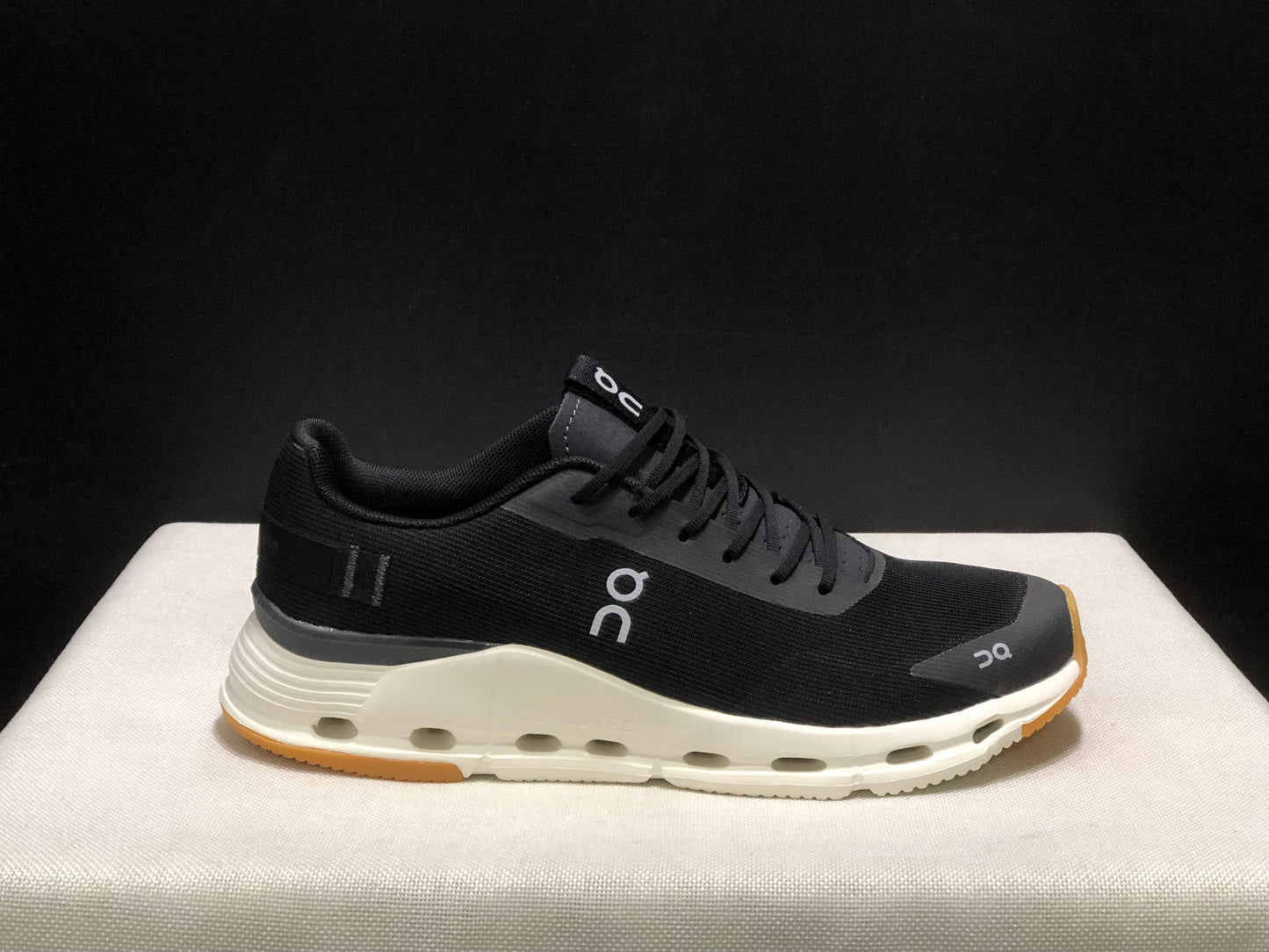 On Running Cloudnova Form 2 Fashionable Casual Running Shoes Black/Ivory