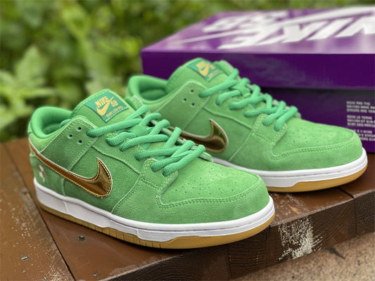 Nike SB Dunk Low Pro St. Patrick's Day 2022 Green Sneakers