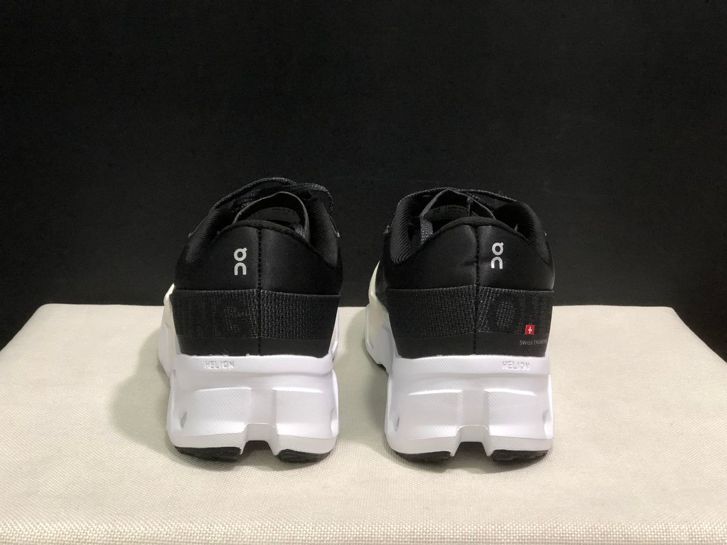 On Running Cloudmonster Hyper Running Shoes Black/White