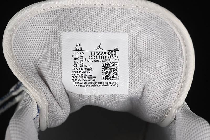Nike Air Jordan 1 Low Supreme White Grey Blue Sneakers