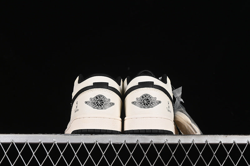 Nike Air Jordan 1 Low Black Sole White Black Sneakers