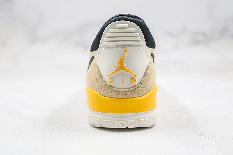 Nike Air Jordan Legacy 312 Low Pale Vanilla Sneakers