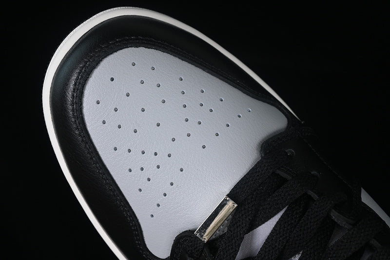 Nike Air Jordan 1 Mid SE Black Light Smoke Grey Sneakers