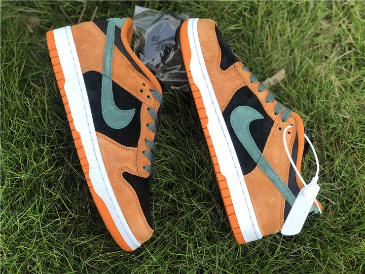 Nike Dunk SP Retro 2020 Low Ceramic Orange Sneakers