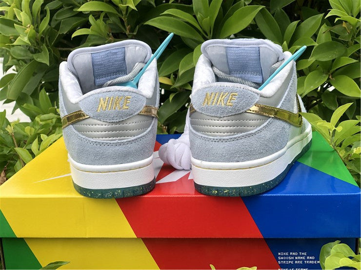 Nike SB Dunk Low Sean Cliver Holiday Special Ice Blue/Metallic Silver Sneakers