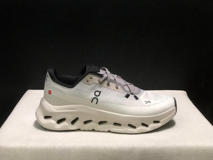 On Running Cloudtilt Durable Casual Life Shoes Ivory/Light Grey
