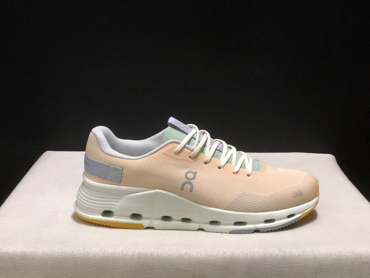 On Running Cloudnova Form 2 Fashionable Casual Running Shoes Mist/Heather