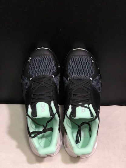 On Running Cloudflyer Shock-Absorbing Running Shoes Black/White/Light Green