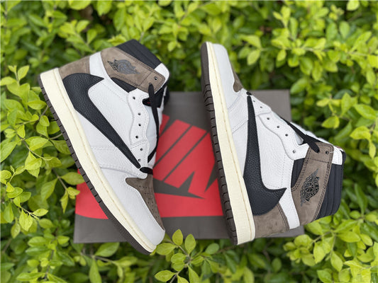 Nike Air Jordan 1 Retro Travis Scott White/Dark Mocha Sneakers