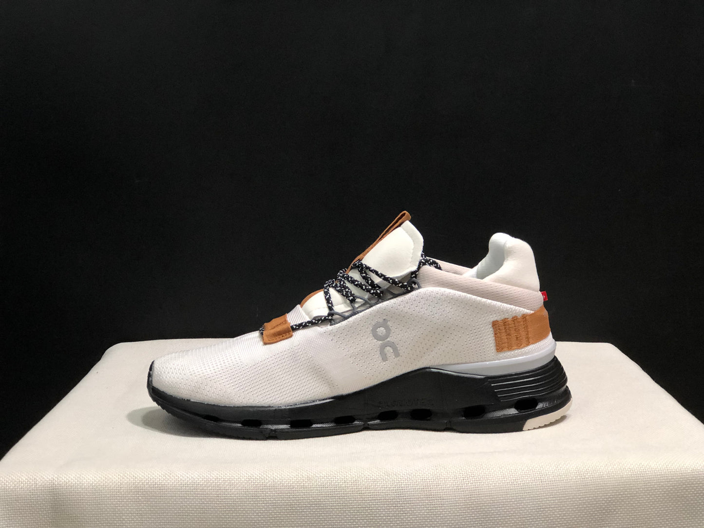 On Running Cloudnova Lightweight Sports Casual Shoes Beige/Balck