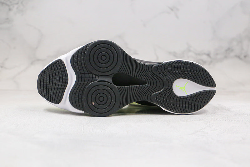 Nike Air Jordan Zoom Renegade White Yellow Black Sneakers