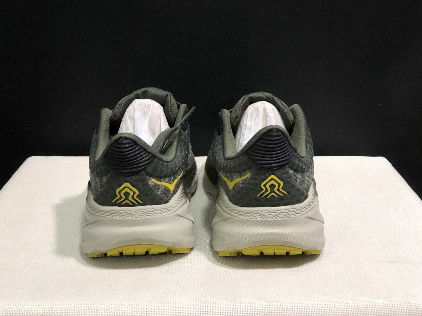Hoka One One Challenger 7 Shock-absorbing Breathable Running Shoes Sneakers Taupe