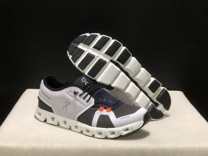 On Running Cloud 5 Lightweight Running Shoes Mist White/Dark Grey