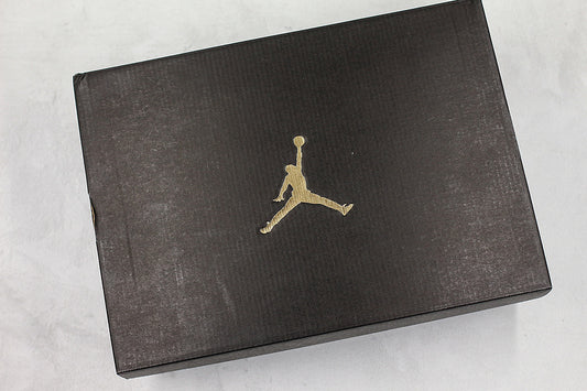 Nike Air Jordan 11 Retro Low-Top Bred Black Sneakers